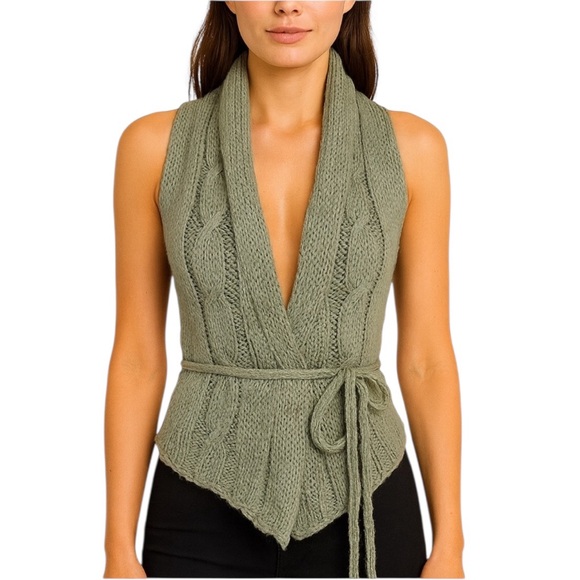 Gem Fox Sweaters - Gem Fox Grey Green Hand Knit Sweater Vest XS